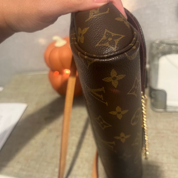 Louis Vuitton Favorite MM Shoulder Bag Brown - Picture 5 of 9